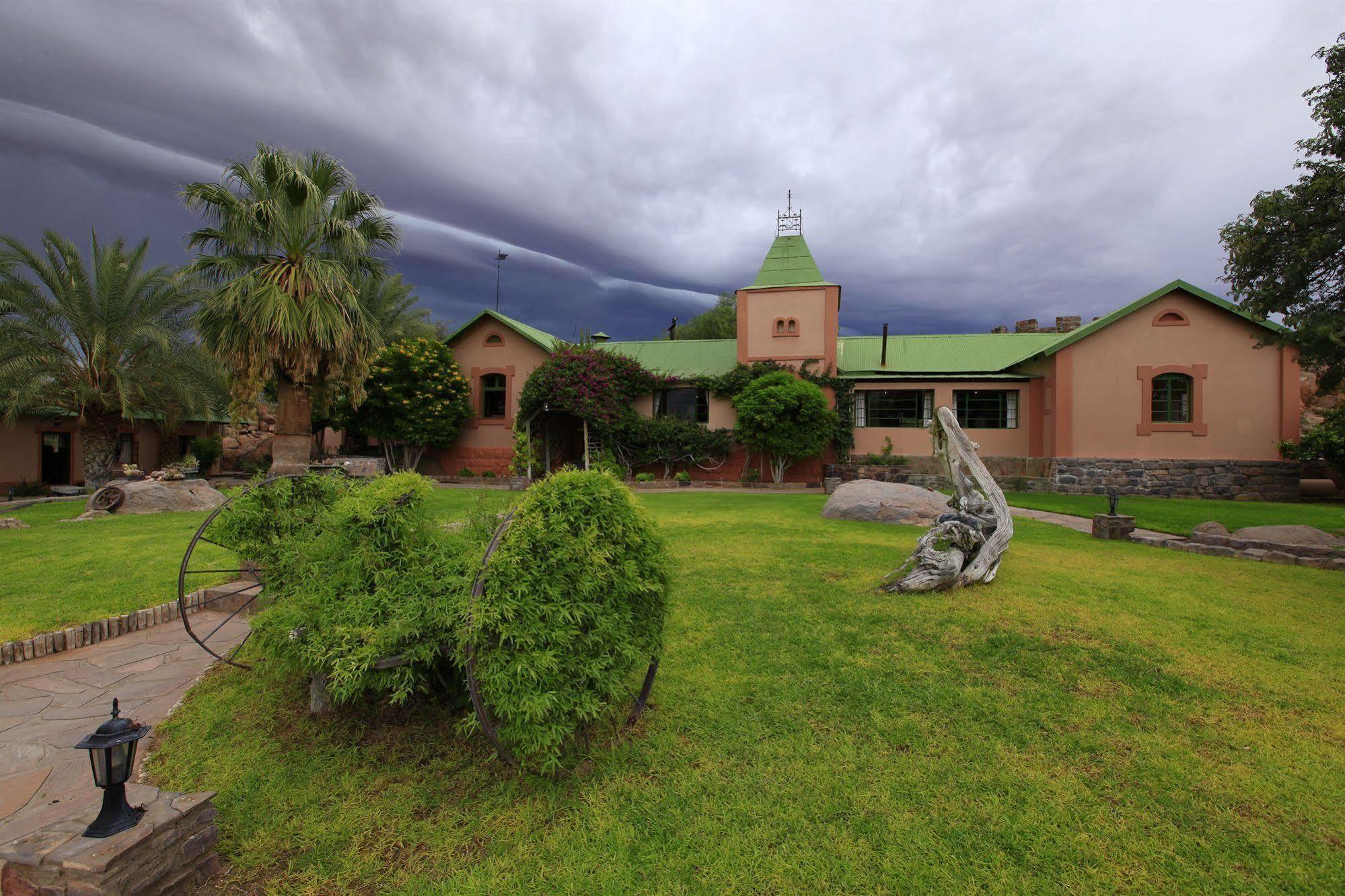 Kanebis Gondwana Canyon Lodge מראה חיצוני תמונה