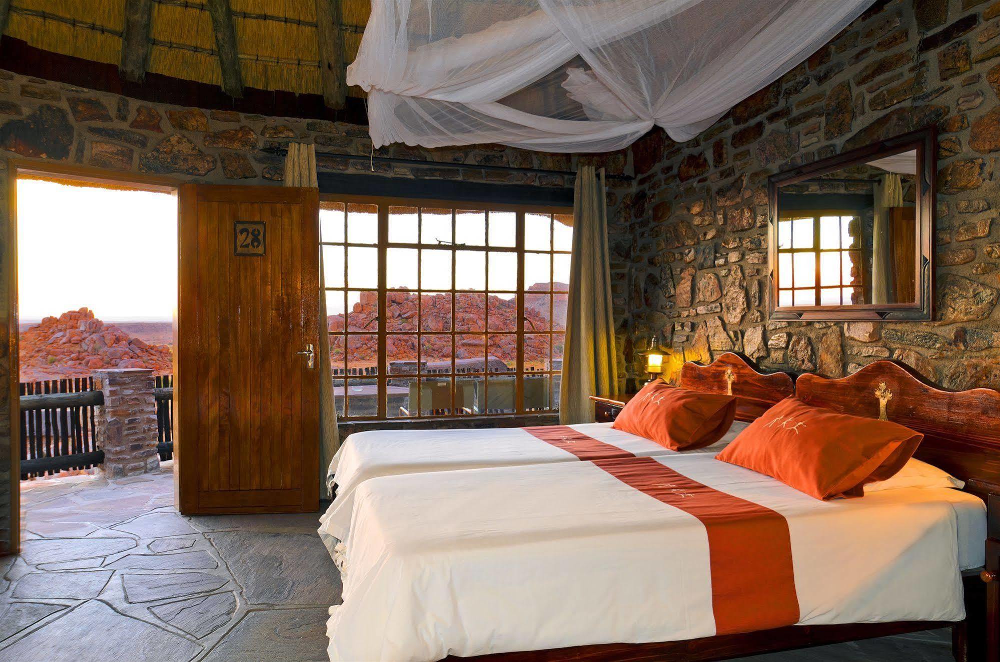 Kanebis Gondwana Canyon Lodge מראה חיצוני תמונה