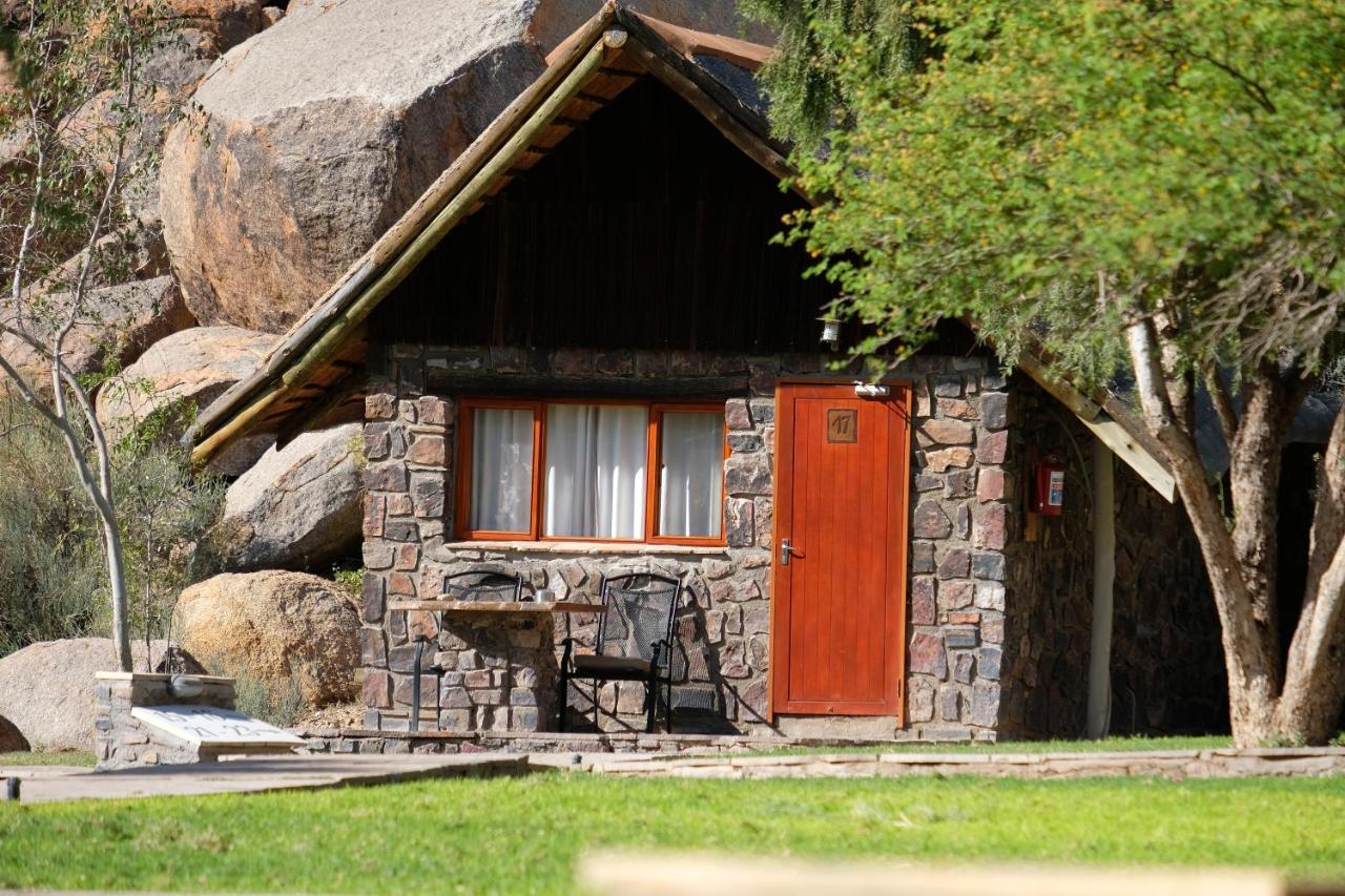 Kanebis Gondwana Canyon Lodge מראה חיצוני תמונה