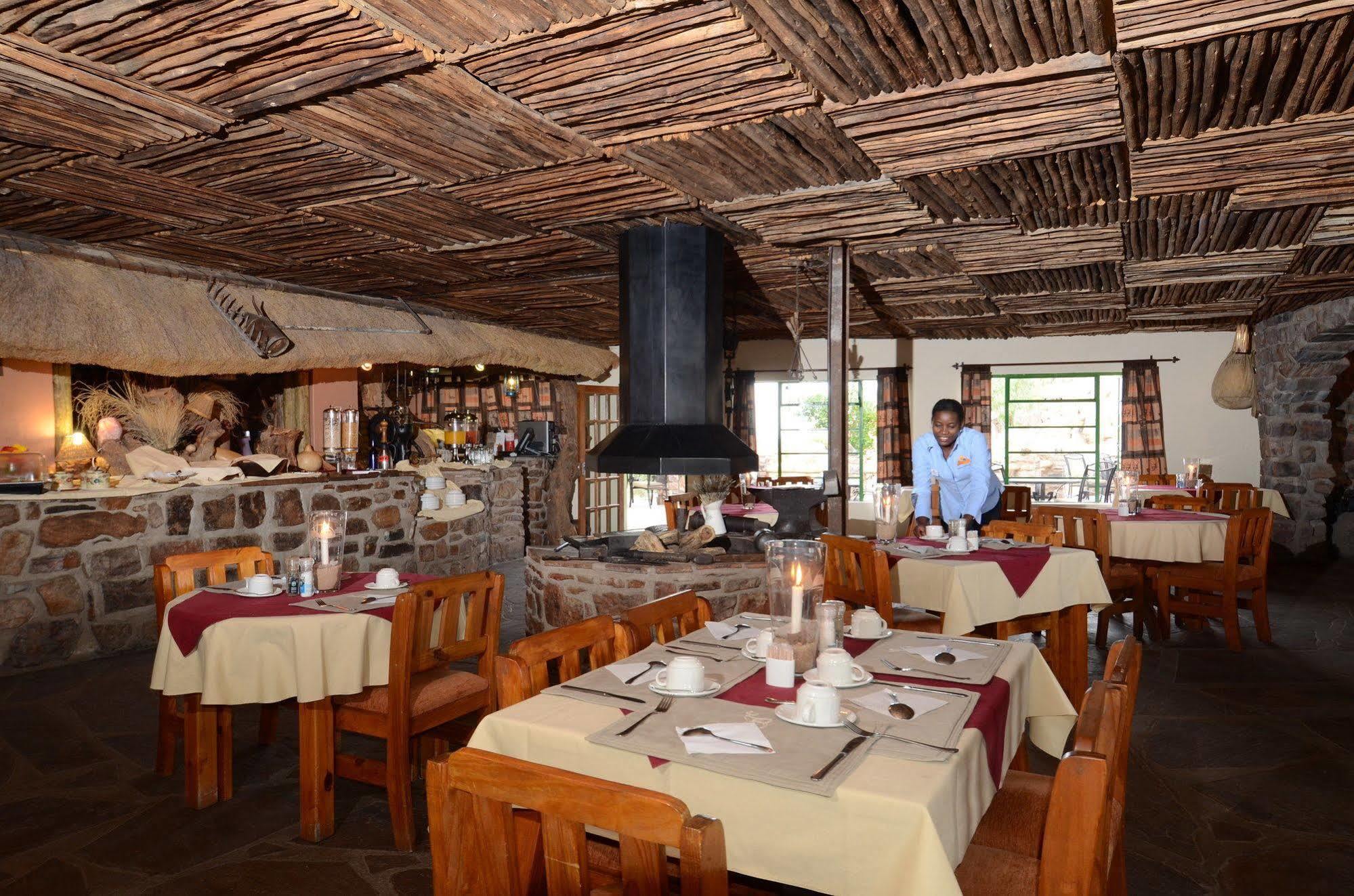 Kanebis Gondwana Canyon Lodge מראה חיצוני תמונה