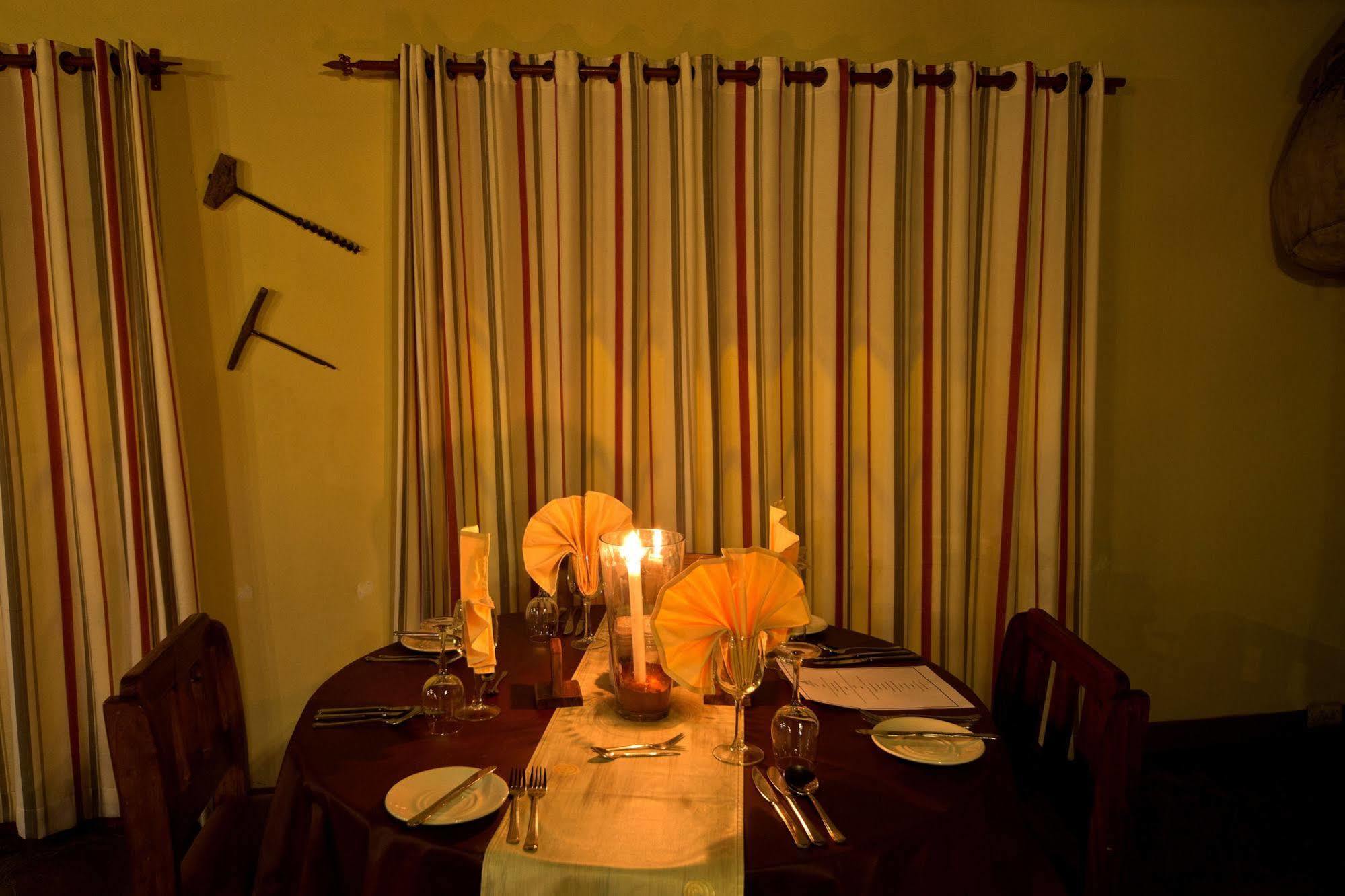 Kanebis Gondwana Canyon Lodge מראה חיצוני תמונה