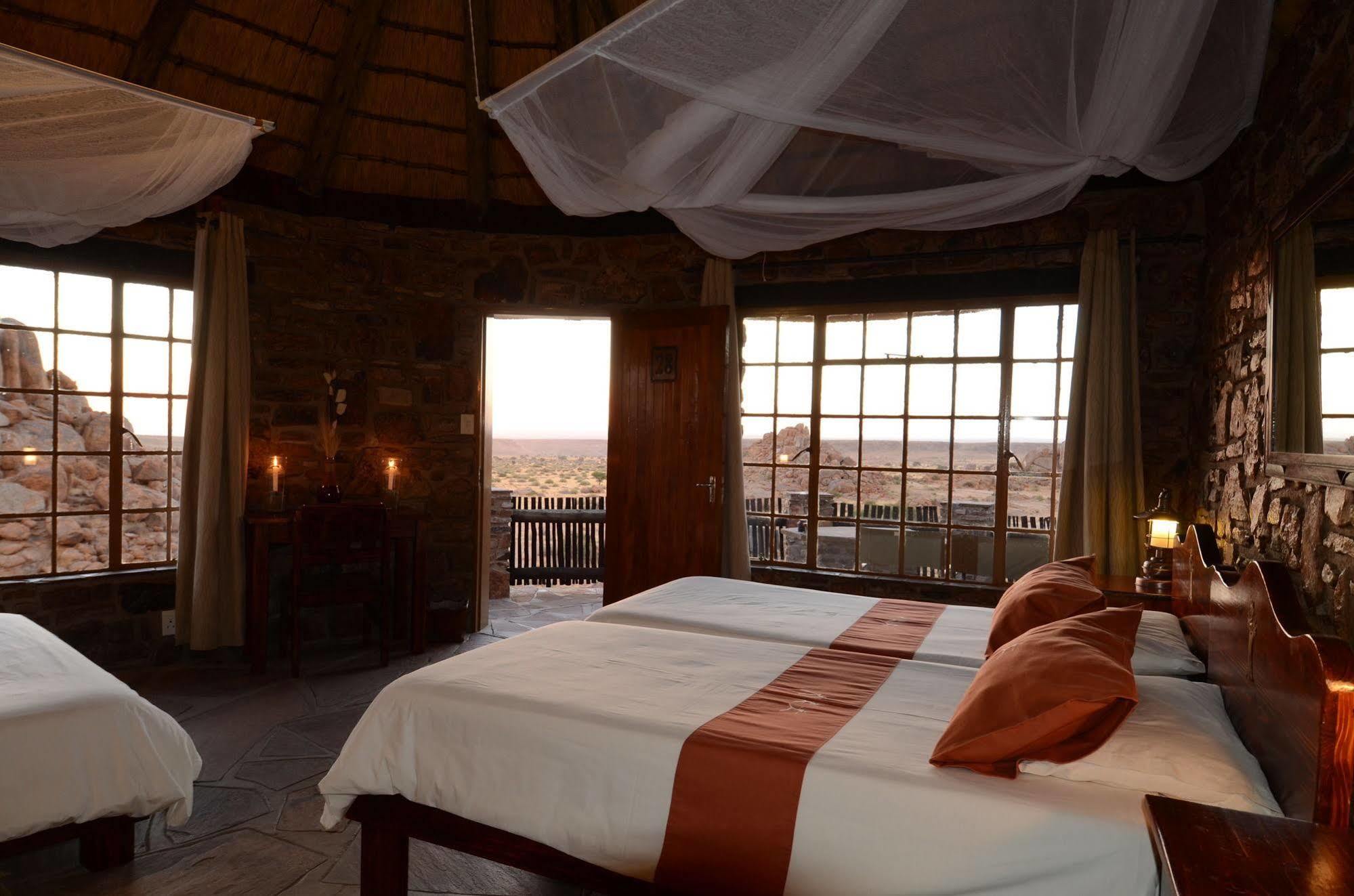 Kanebis Gondwana Canyon Lodge מראה חיצוני תמונה
